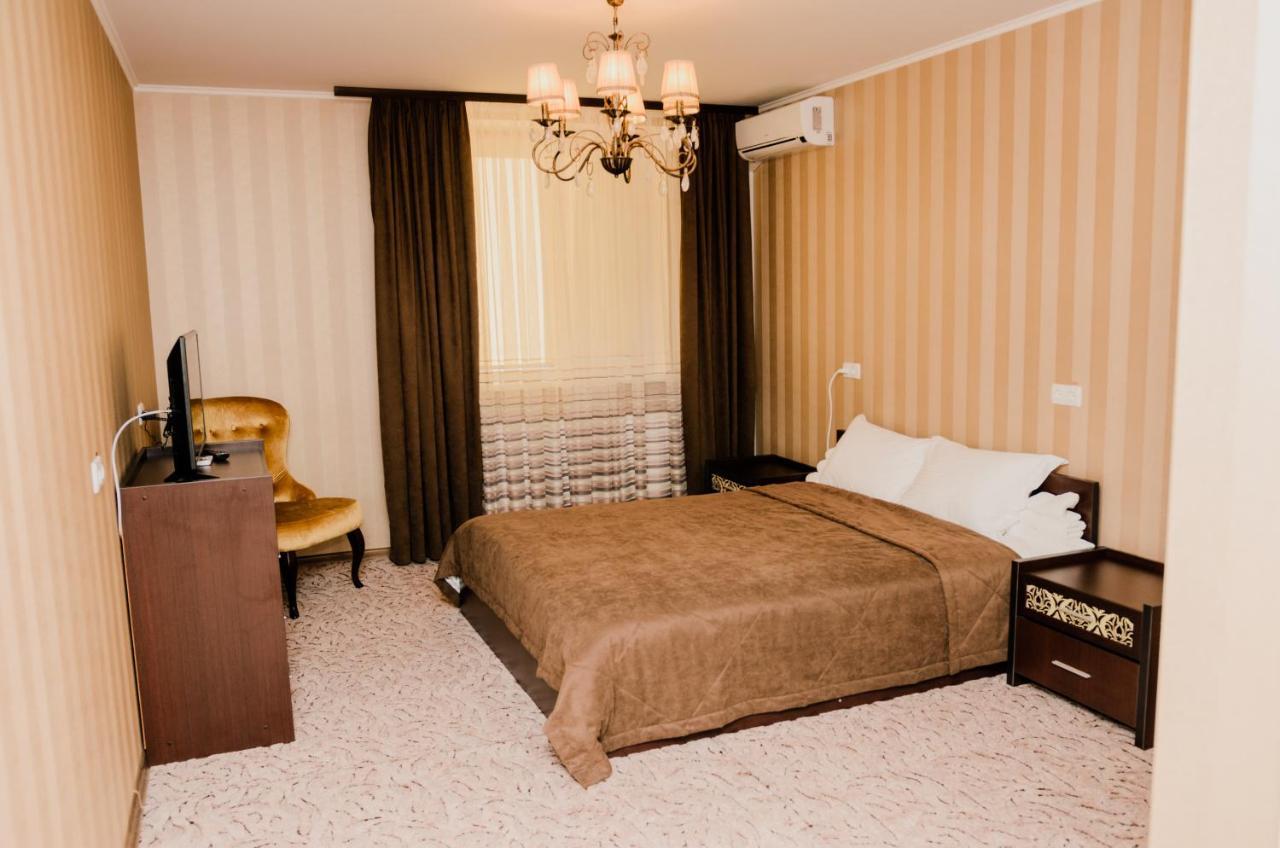 Port Royal Hotel Tulchyn Kültér fotó