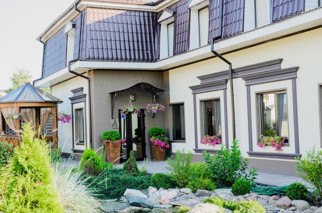 Port Royal Hotel Tulchyn Kültér fotó
