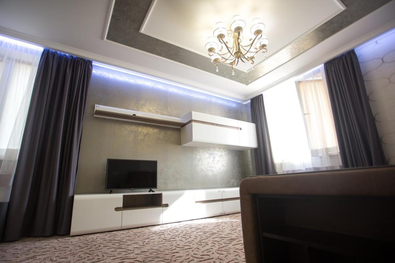 Port Royal Hotel Tulchyn Kültér fotó