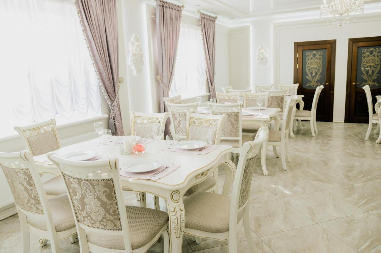 Port Royal Hotel Tulchyn Kültér fotó